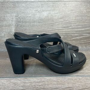 Crocs Cyprus IV Black Rubber Cross Strap Women’s Sz 8 Slip On High Heel Sandals